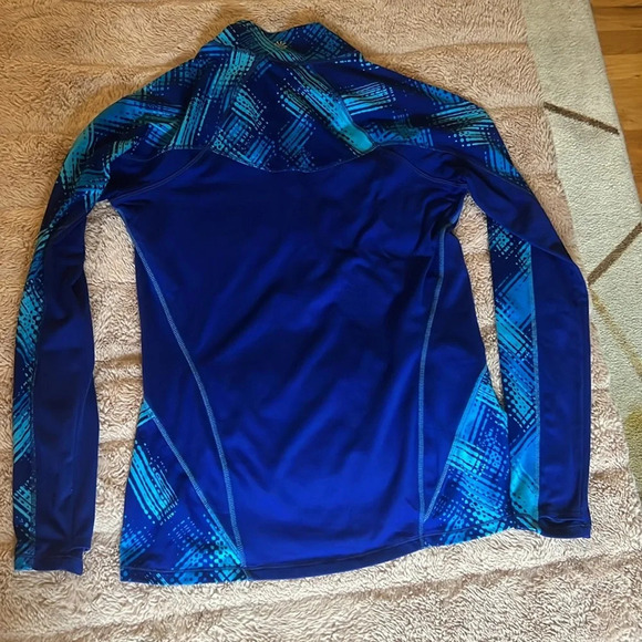 Athleta quarter zip long sleeve top - Picture 7 of 10
